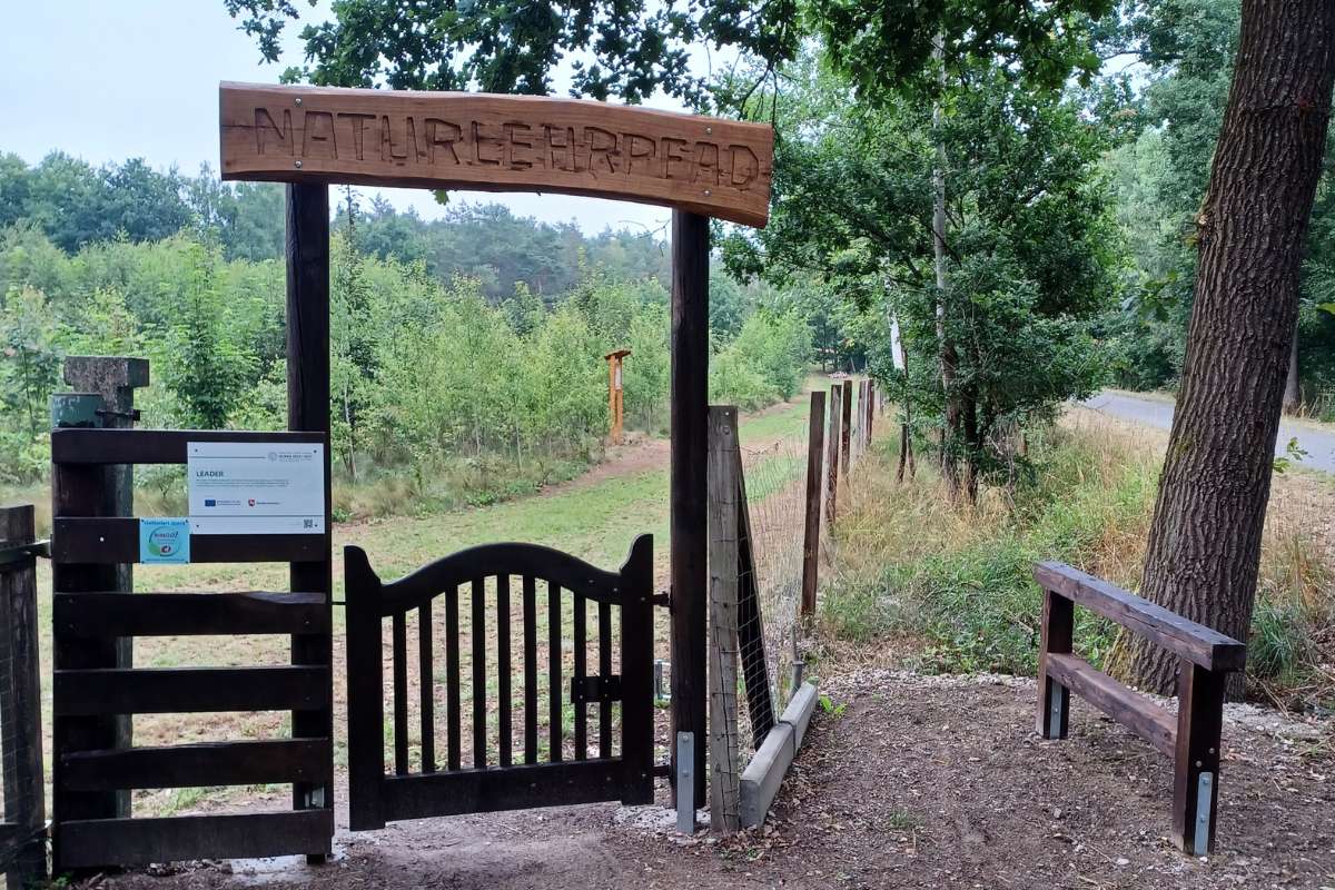 Eingang zum Naturlehrpfad Groß Oesingen, (c) Regina Hannuschka